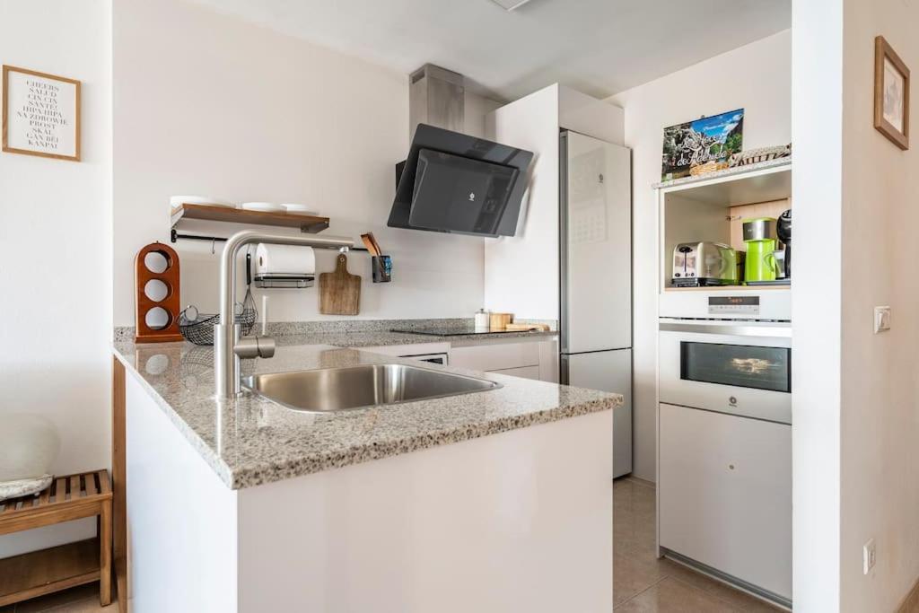 Apto. Con Wifi, Piscina, Vistas Al Mar Y Parking. Moncófar Eksteriør billede